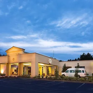 Hotel Doubletree By Hilton Airport