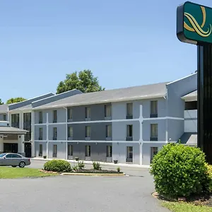 Hotel Quality Airport-near Uptown